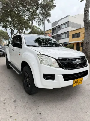 Chevrolet D-Max 2018 — foto 1