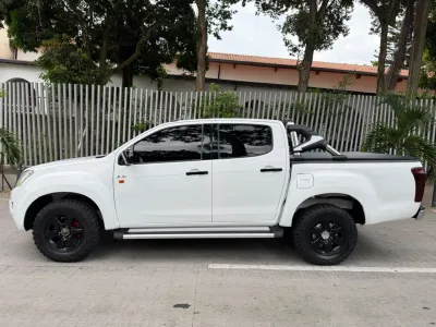 Chevrolet D-Max 2018 — foto 11