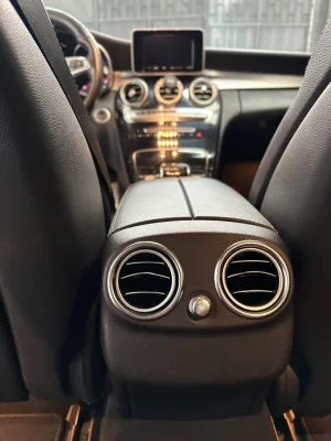Mercedes-Benz C250 AMG 2016 — foto 11