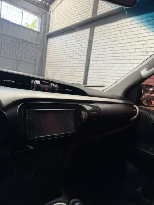 Toyota Hilux 2018 — foto 8