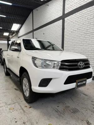 Toyota Hilux 2018 — foto 9