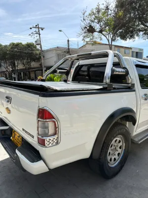 Chevrolet D-Max 2008 — foto 7