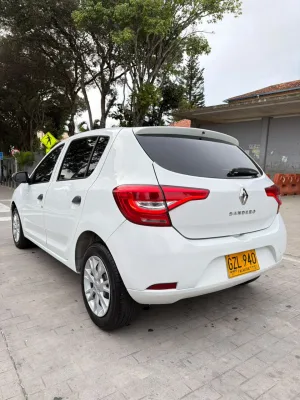 Renault Sandero Life 2021 — foto 21