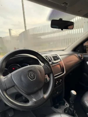 Renault Logan 2017 — foto 5